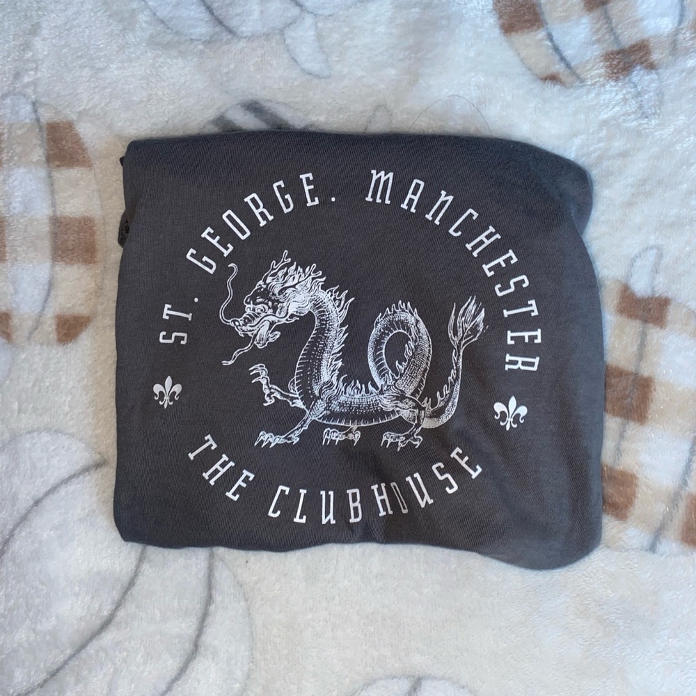 h&m grey dragon baby tee